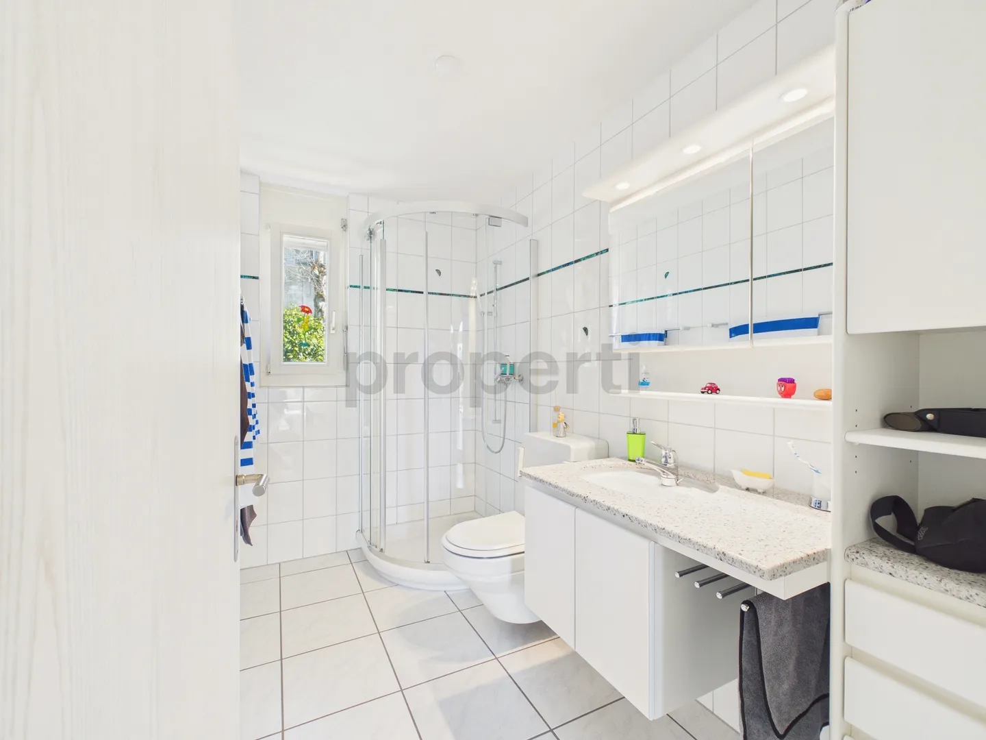 Modernes 4.5-Zimmer-Apartment - Foto 6 von 8