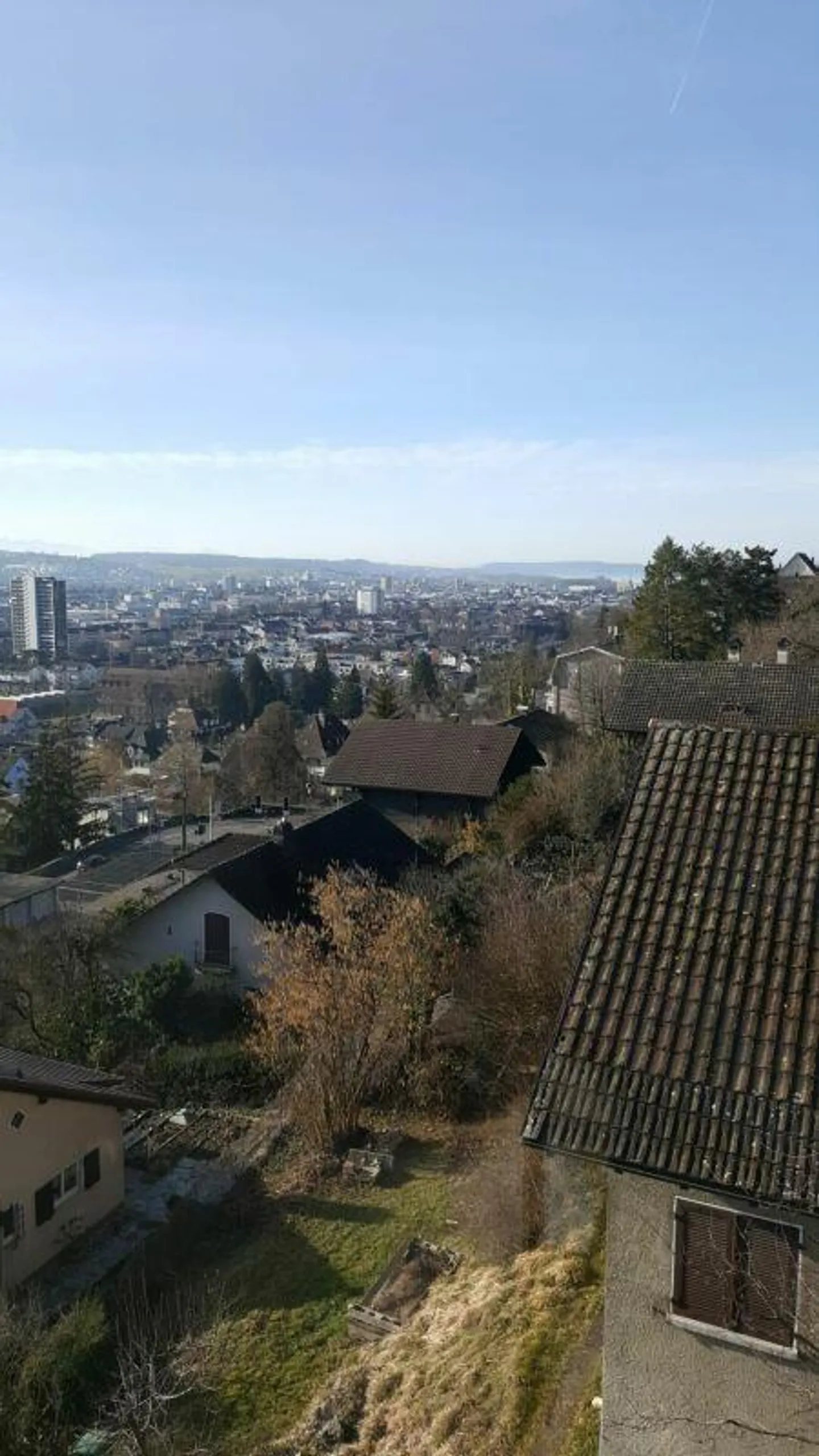 Appartamento cooperativo ristrutturato con vista sulle Alpi - Foto 9 di 16