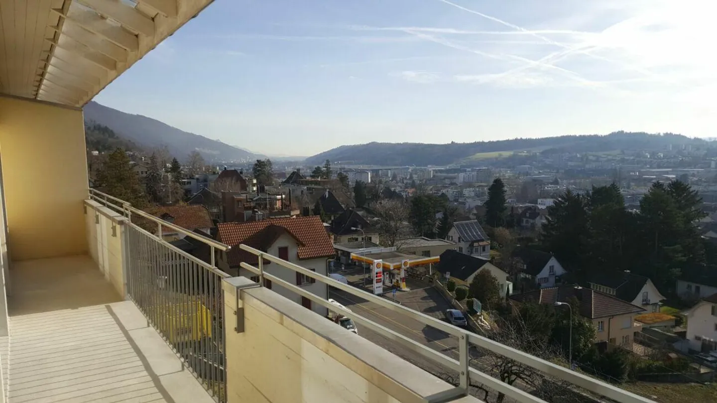 Appartamento cooperativo ristrutturato con vista sulle Alpi - Foto 11 di 16