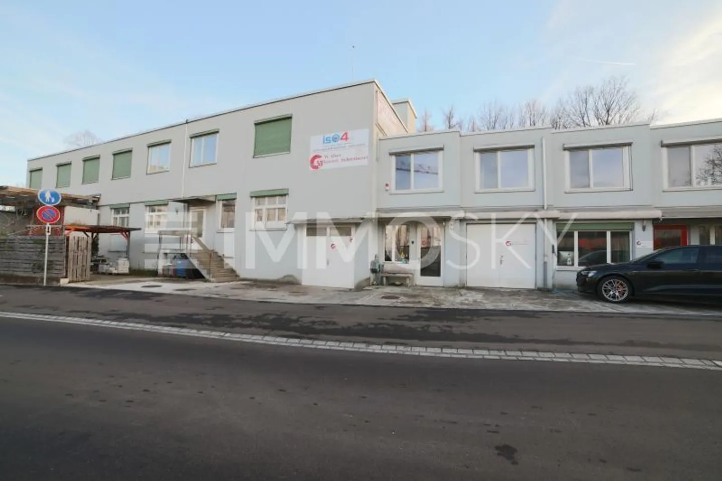 Spazio commerciale multifunzionale per ogni visione aziendale - Foto 2 di 5