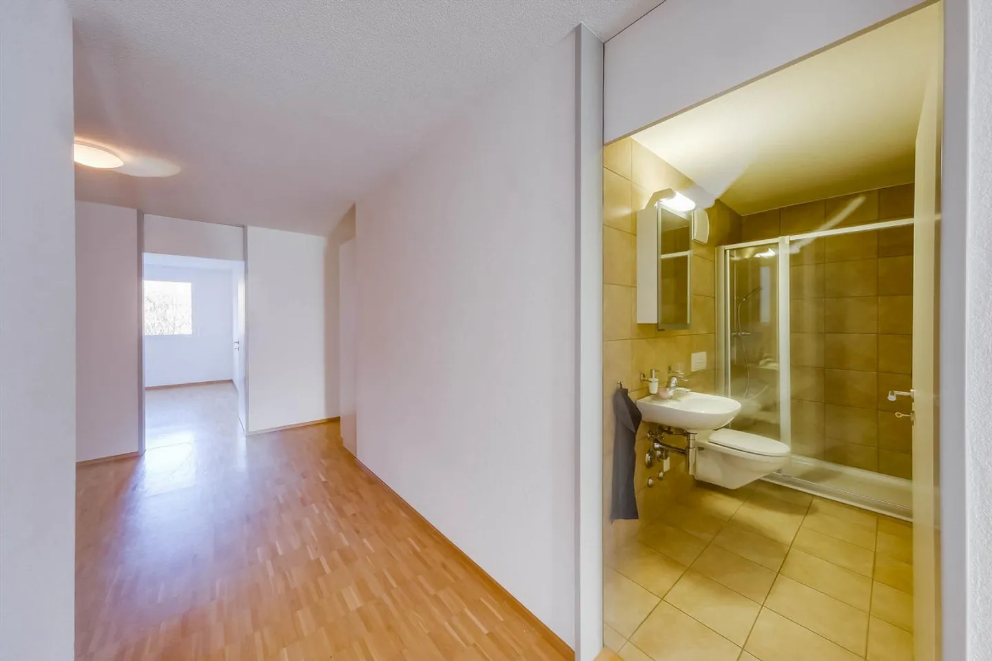 Appartement lumineux dans un quartier familial accueillant ! - Photo 6 sur 10
