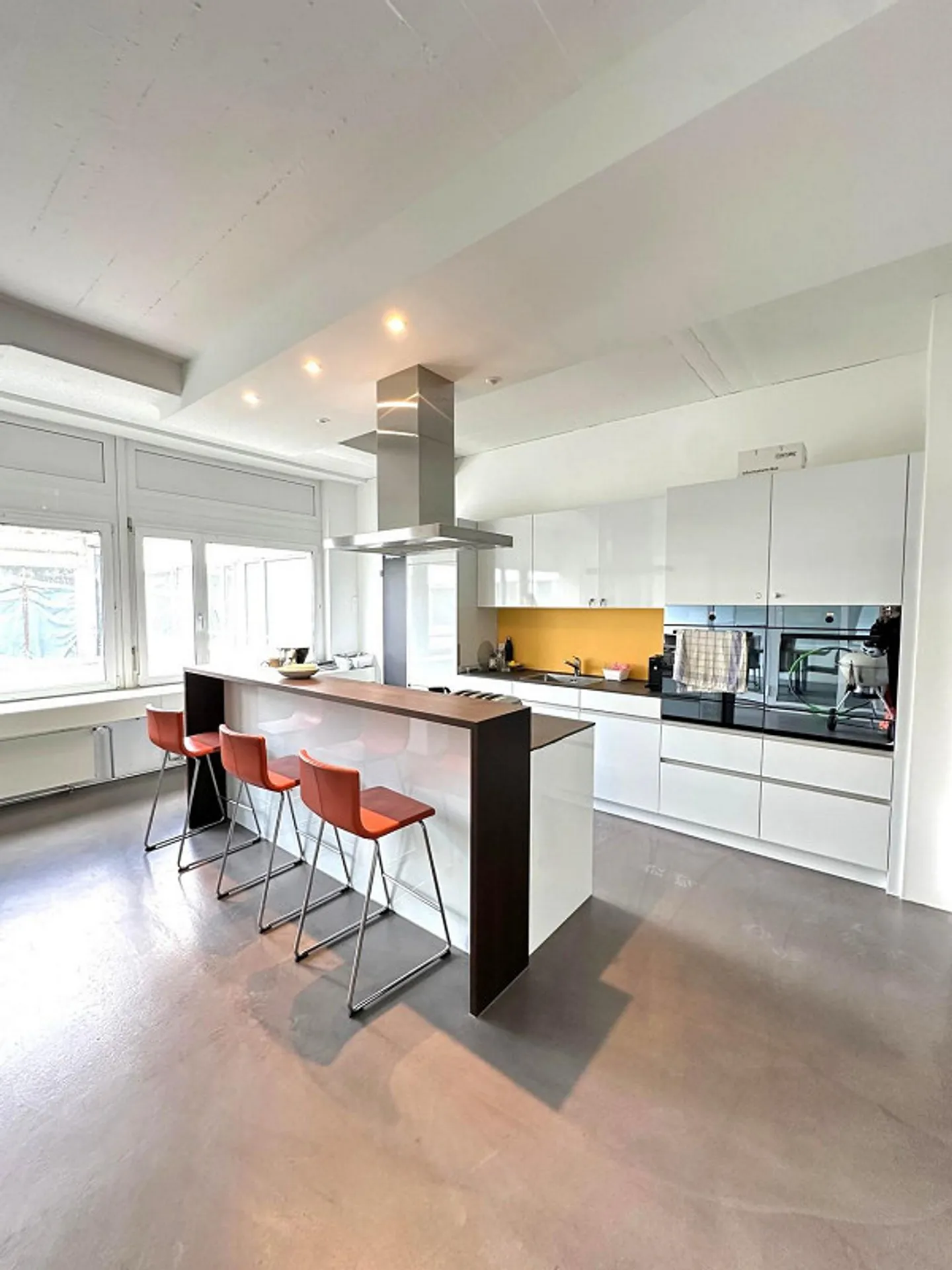 Spazi per uffici per concetti di open space e desk sharing - Foto 5 di 7