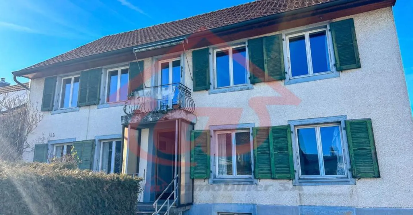 Residential building - Photo 1 of 17