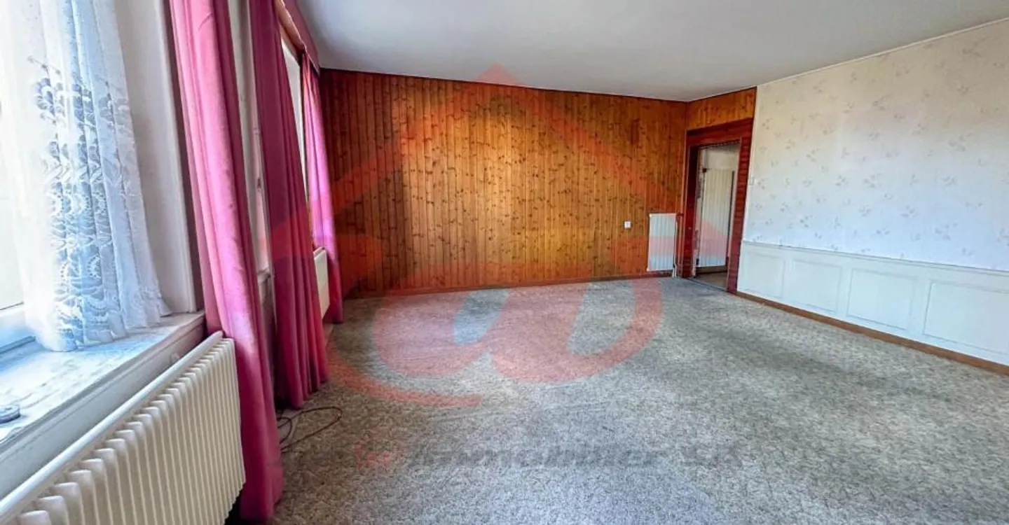 Residential building - Photo 13 of 17