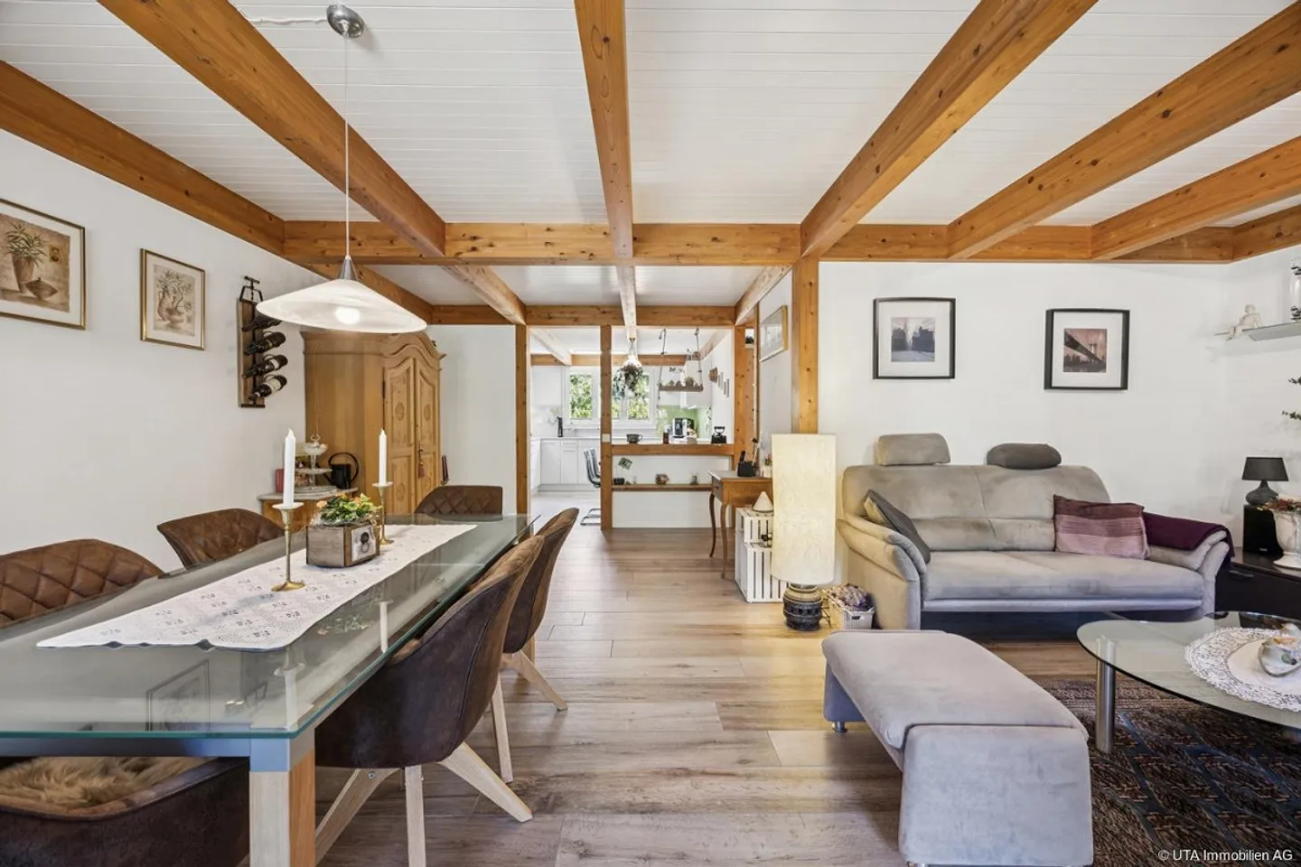 Extremely well-kept corner townhouse with winter garden and beautiful - Photo 7 of 20