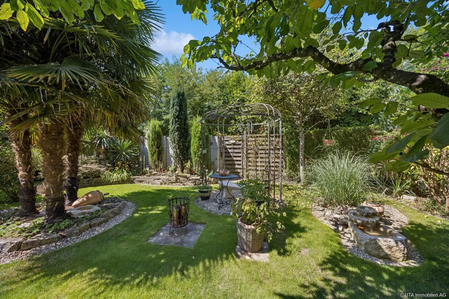 Extremely well-kept corner townhouse with winter garden and beautiful - Photo 18 of 20