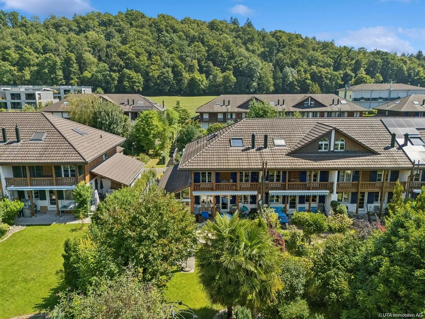 Extremely well-kept corner townhouse with winter garden and beautiful - Photo 20 of 20