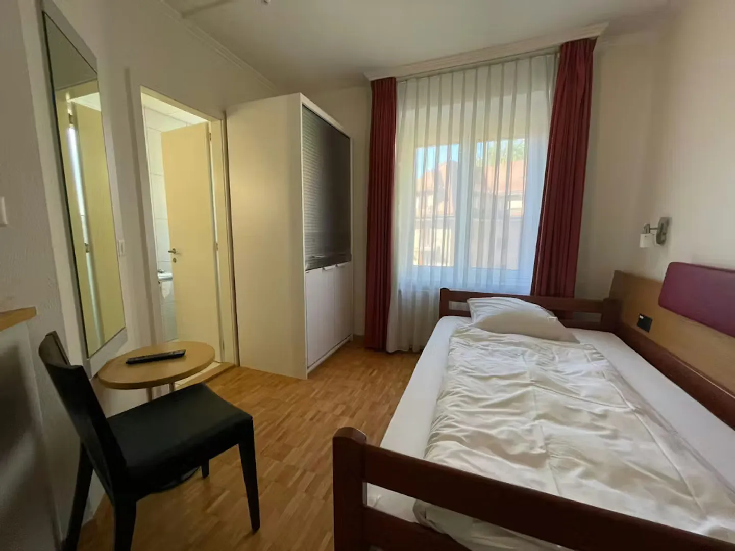 Chic Apartment in Zürich - Photo 1 of 7