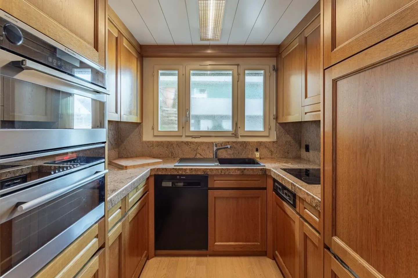 Bella casa con terrazza nel centro di Zug - Foto 5 di 17