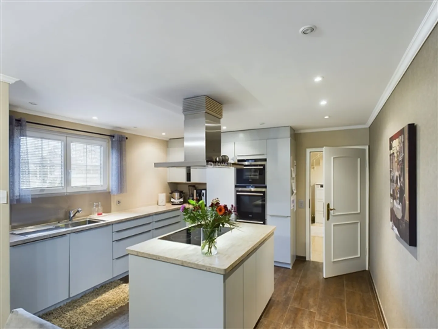 Villa di 8,5 stanze con piscina e appartamento a Oberentfelden - Foto 5 di 13