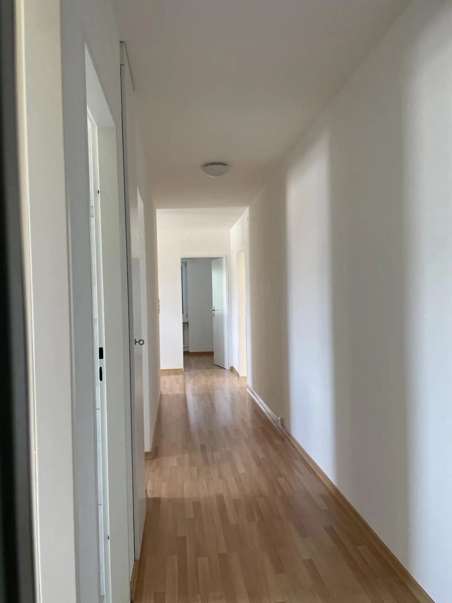 tolle 4.5 Zimmer-Wohnung zu vermieten - Foto 5 von 8