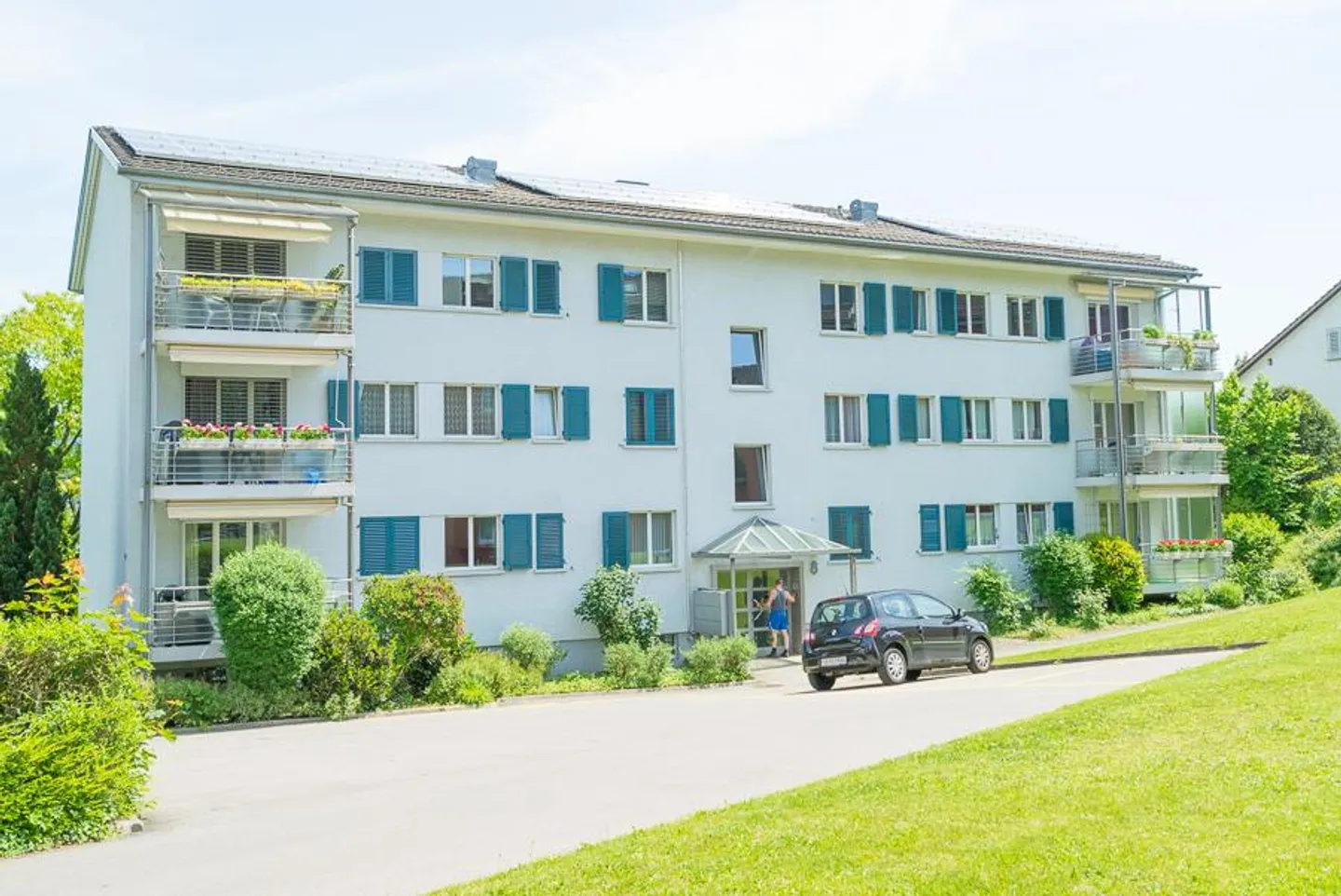 tolle 4.5 Zimmer-Wohnung zu vermieten - Foto 2 von 8