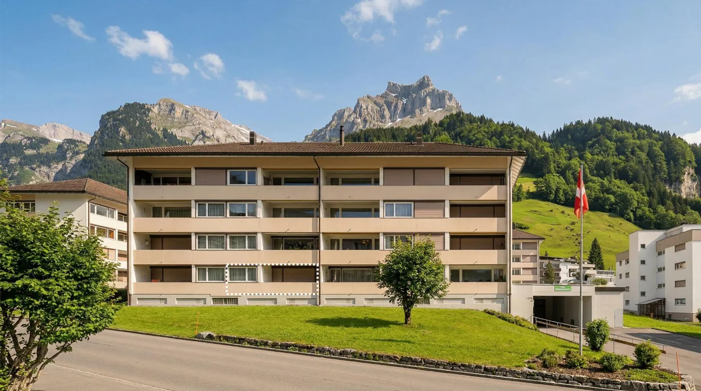 Charming 3.5-room cooperative apartment with mountain view - Photo 3 of 14