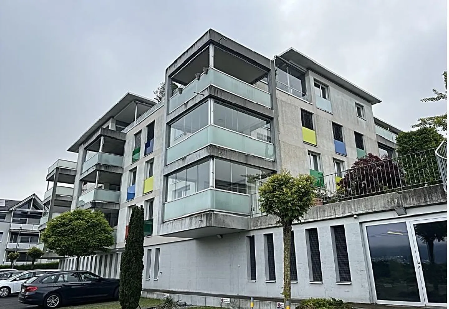 Magnifique appartement de 5,5 pièces au 1er étage à Ipsach au bord du lac de Bienne - Photo 2 sur 20