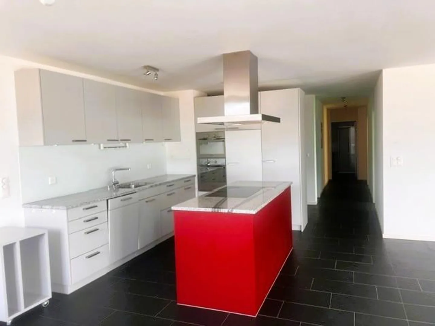 Magnifique appartement de 5,5 pièces au 1er étage à Ipsach au bord du lac de Bienne - Photo 5 sur 20
