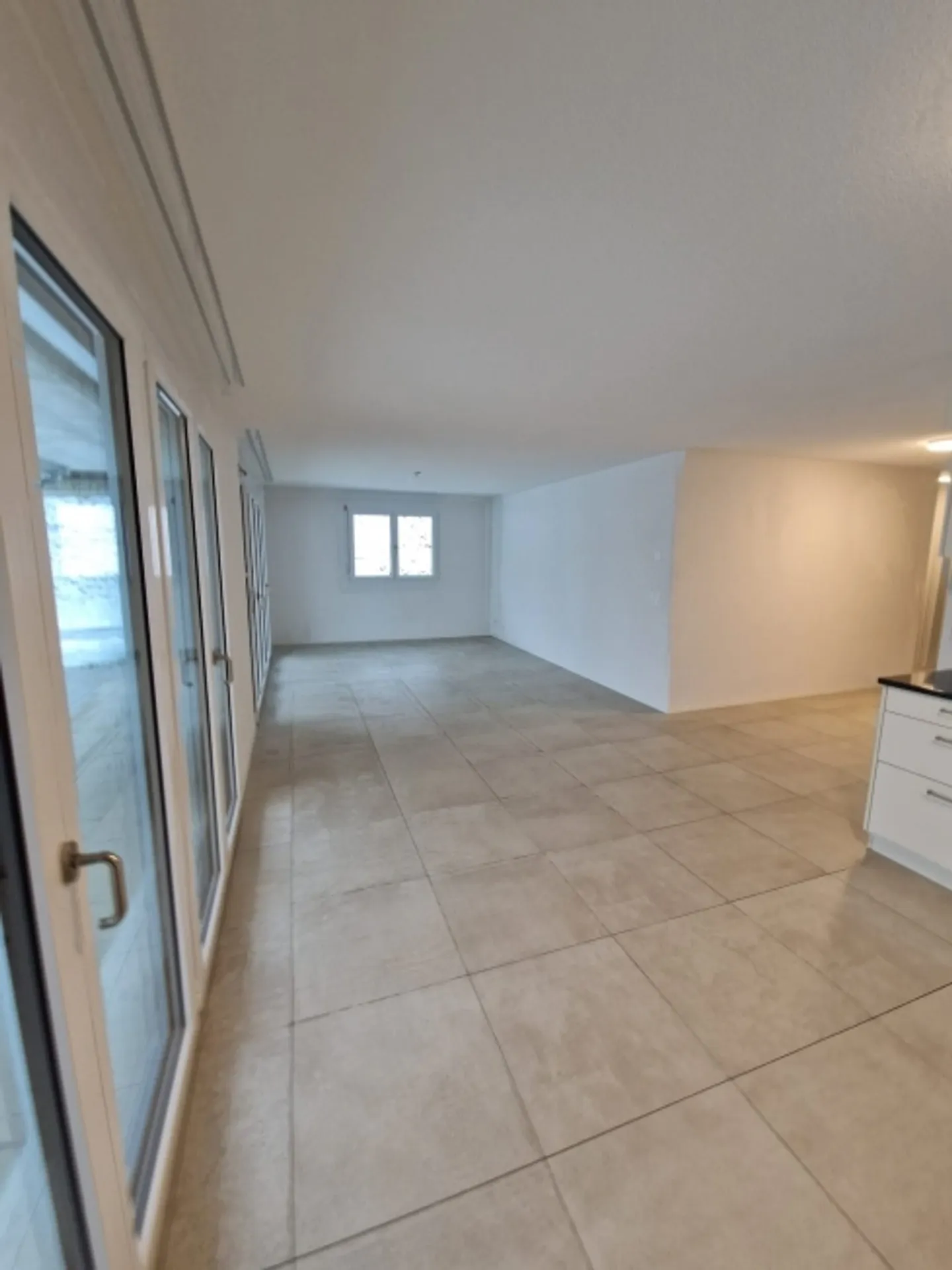 Living happiness in the green with sunny view - Photo 2 of 7