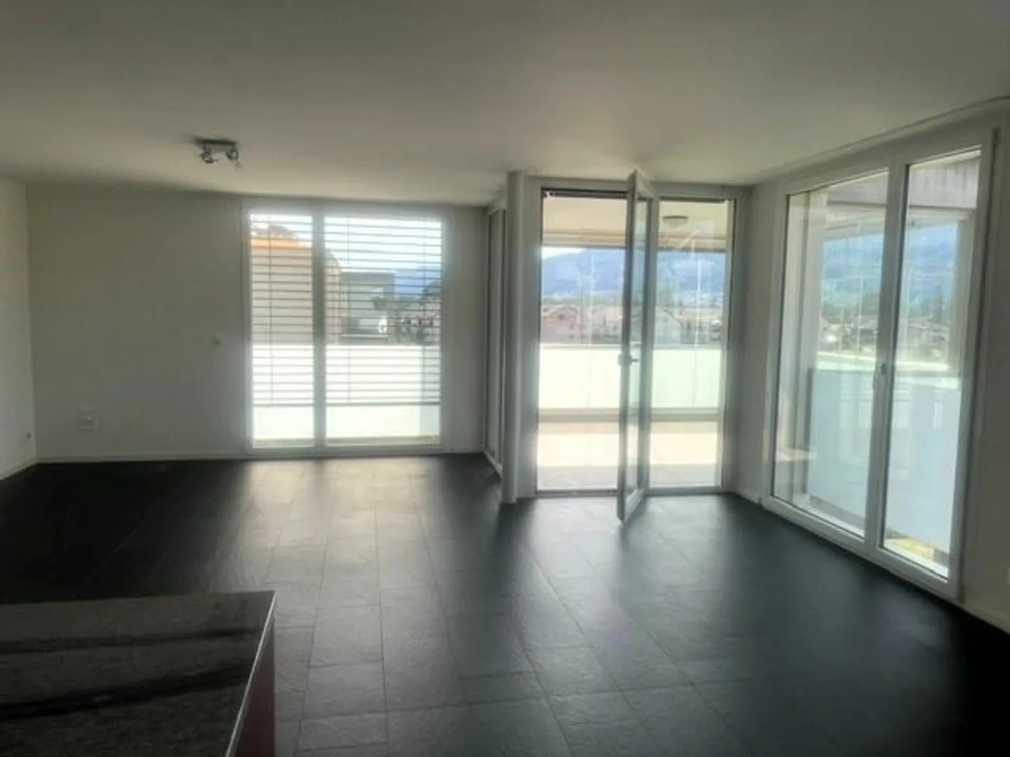 Magnifique appartement de 5,5 pièces au 1er étage à Ipsach au bord du lac de Bienne - Photo 8 sur 20