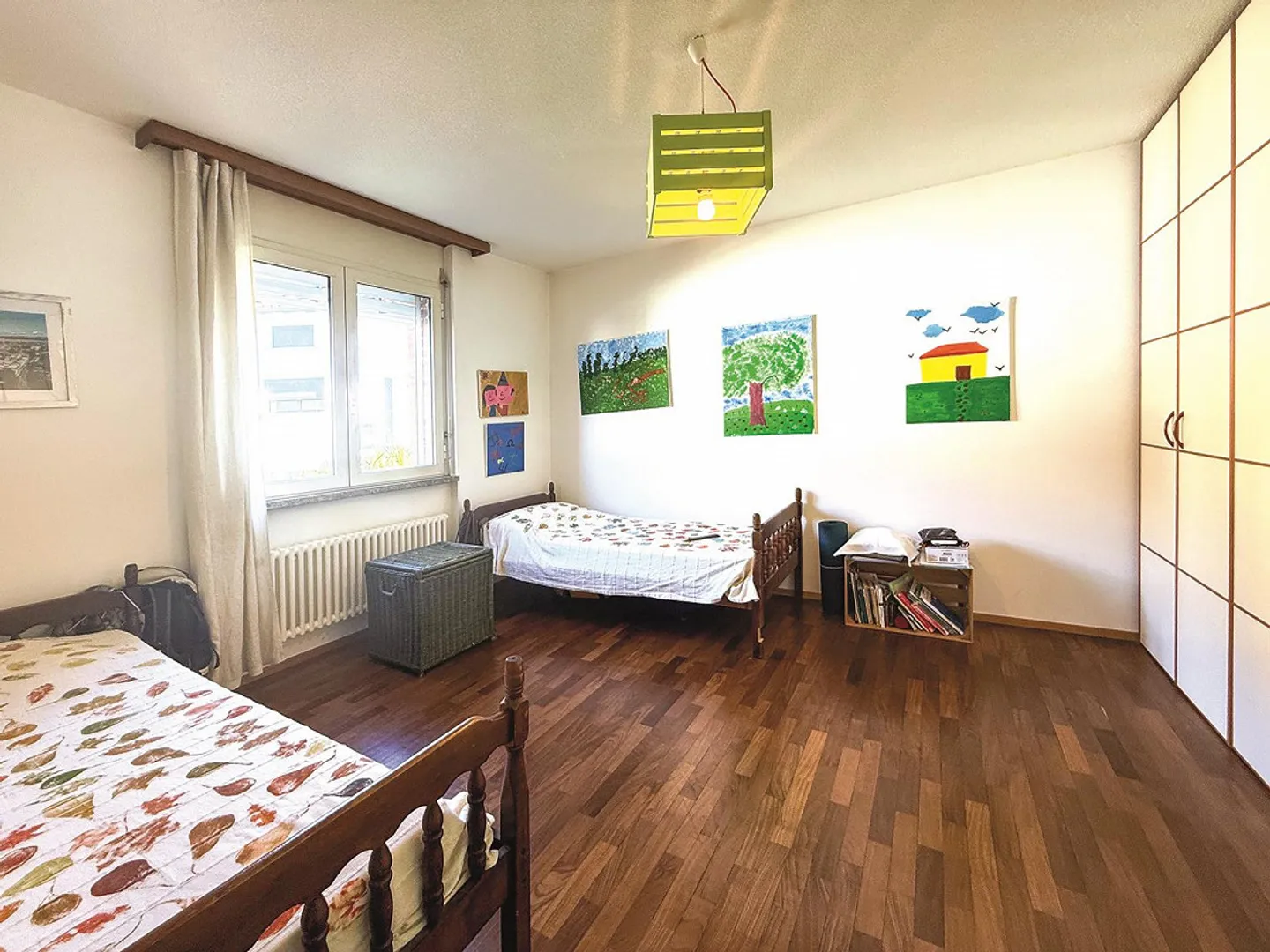 Grande casa con giardino, garage e posto auto. Soleggiata e tranquilla - Foto 16 di 30