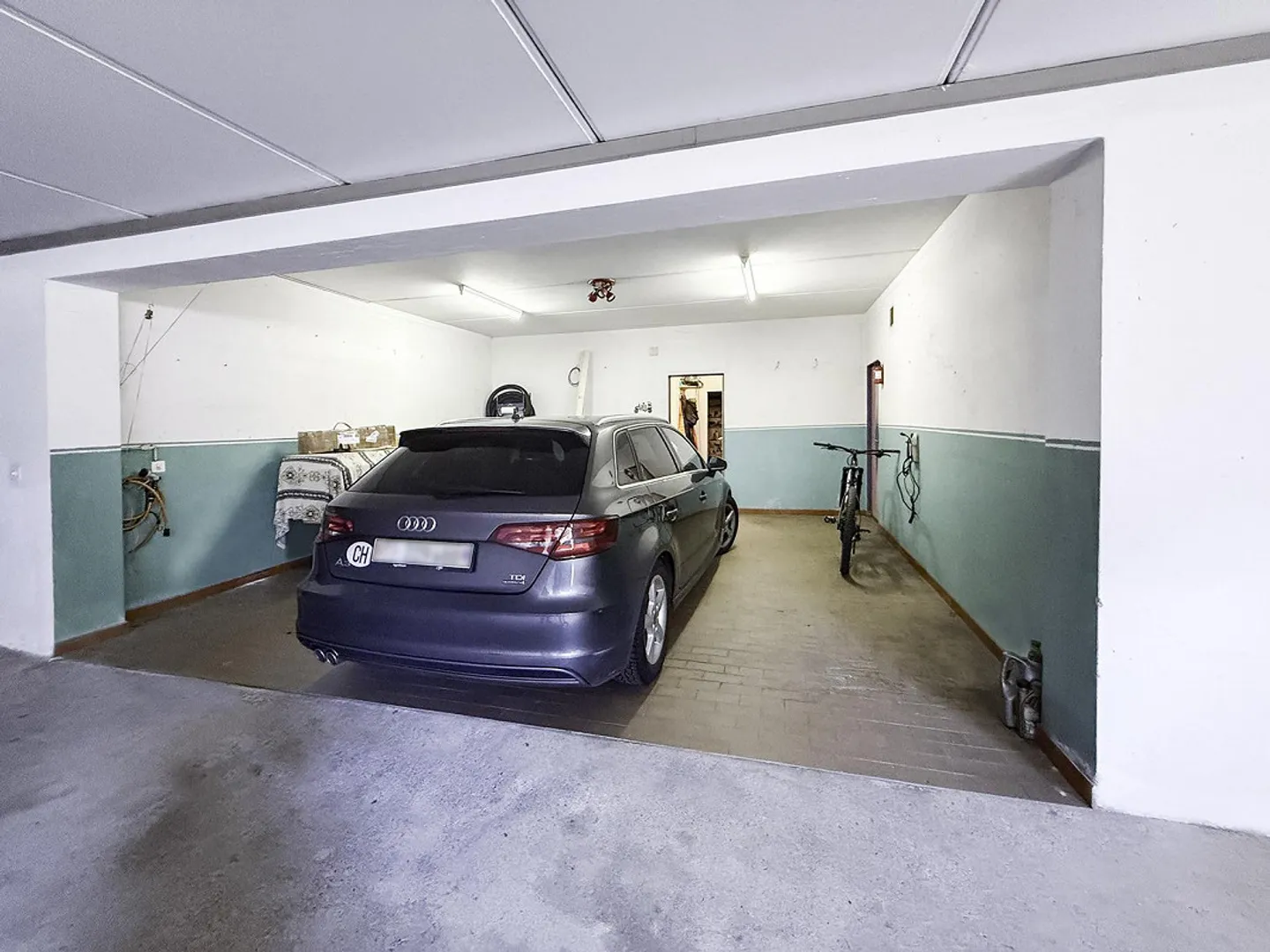 Grande casa con giardino, garage e posto auto. Soleggiata e tranquilla - Foto 27 di 30