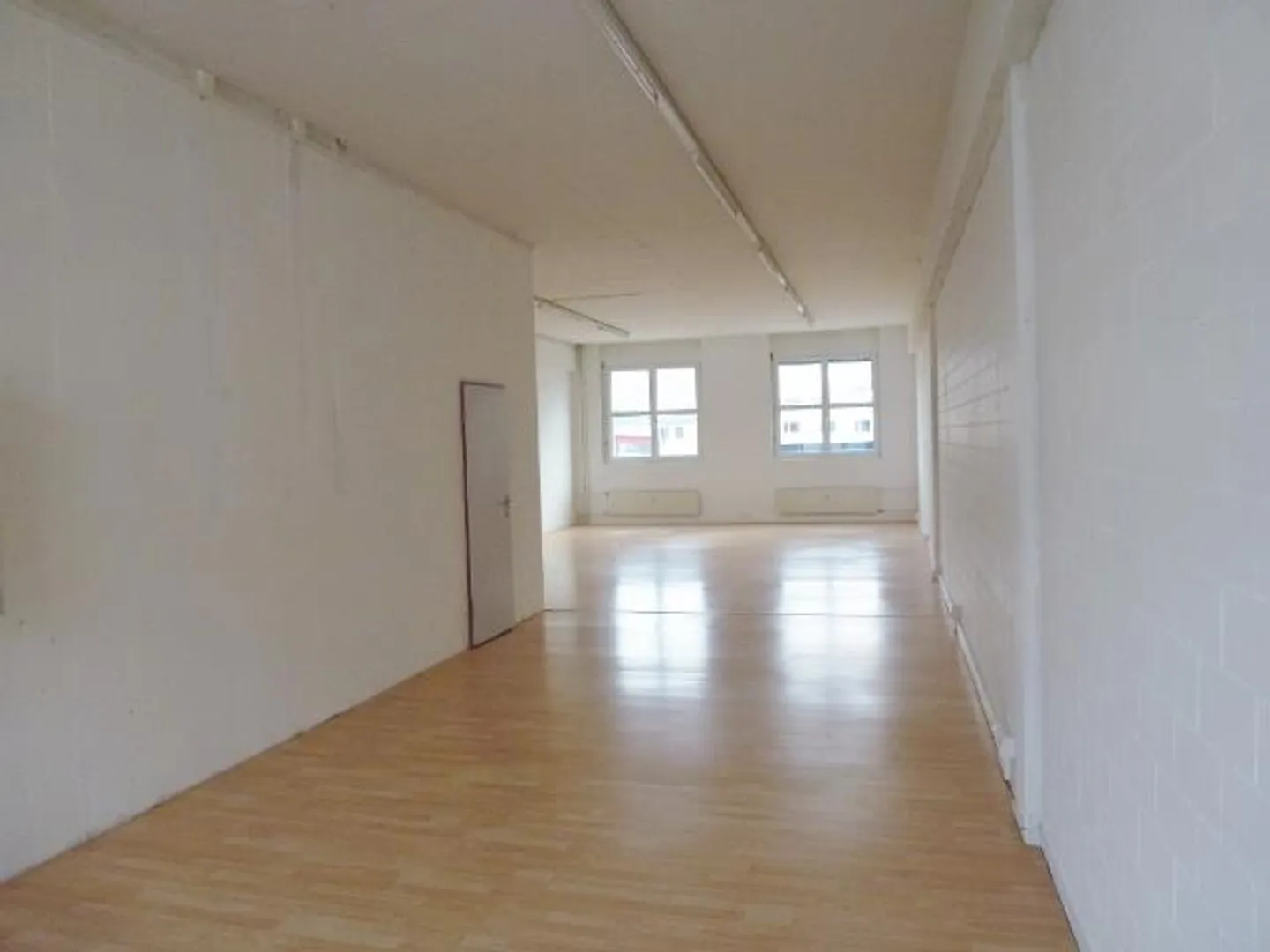 Workshop / Production Room - Photo 1 of 3