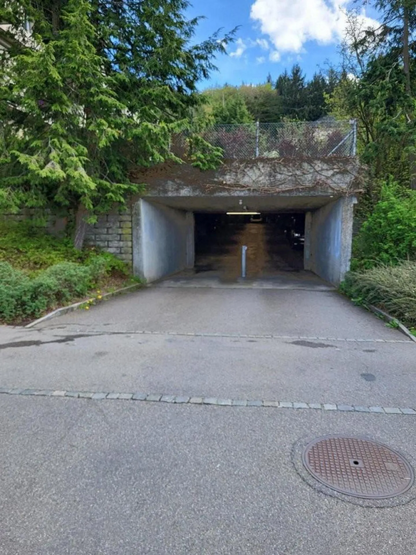 Parking space in Spiegel - Photo 1 of 2