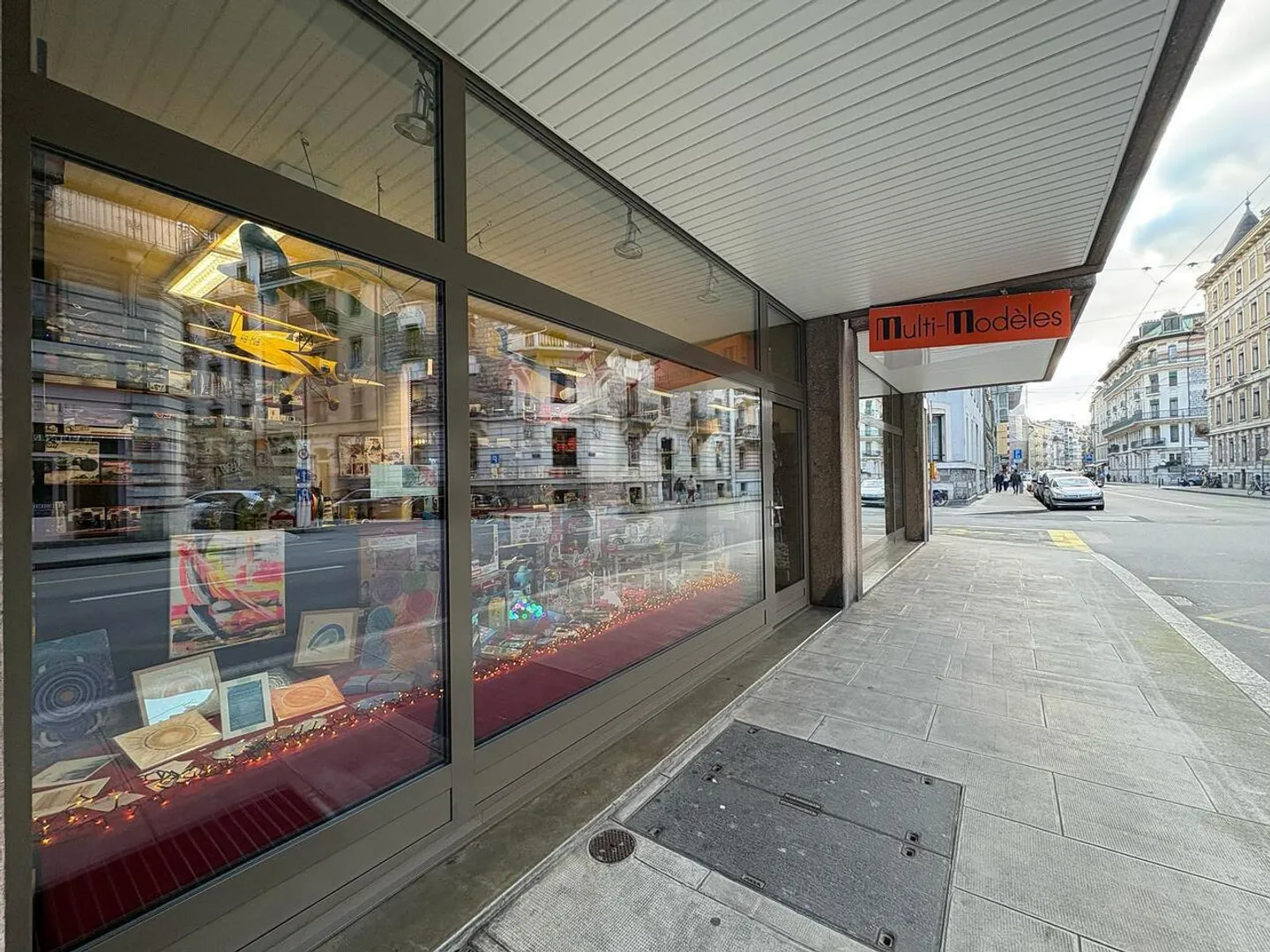 ARCADE IN THE CENTER OF EAUX-VIVES - Photo 1 of 5