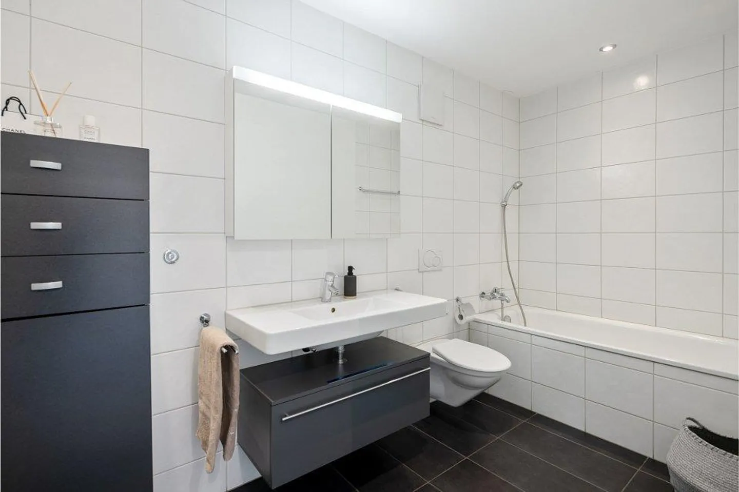 Appartamento 3,5 locali - Luminoso, aperto e con vista da sogno - Foto 6 di 6