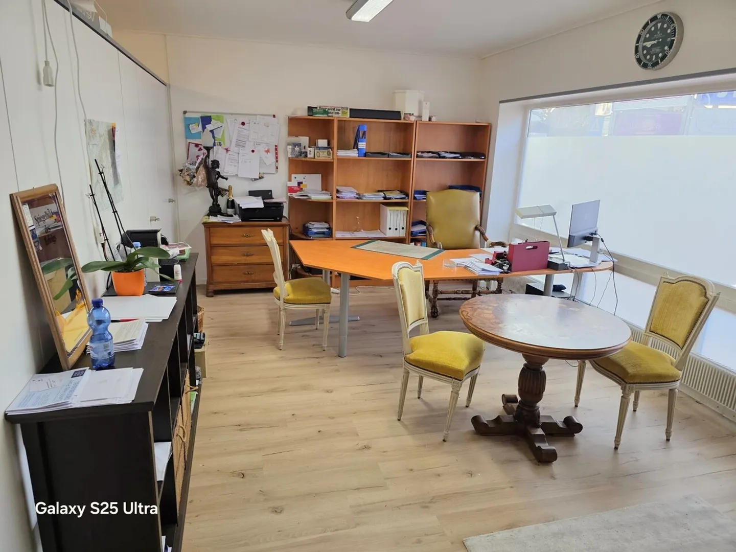 Bureau au rez-de-chaussée - Photo 2 sur 2