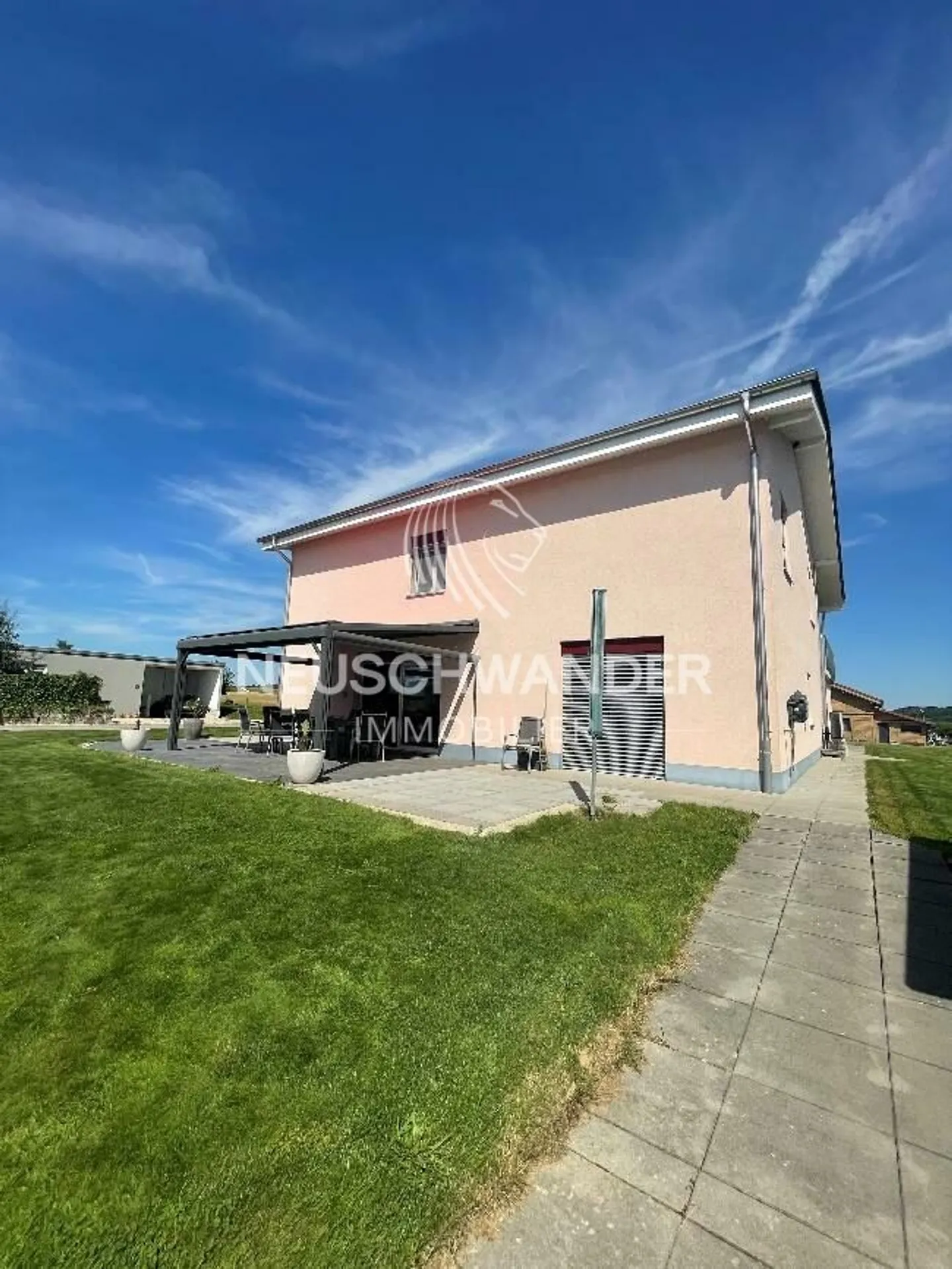 Maison Familiale Charmante - Photo 3 sur 13