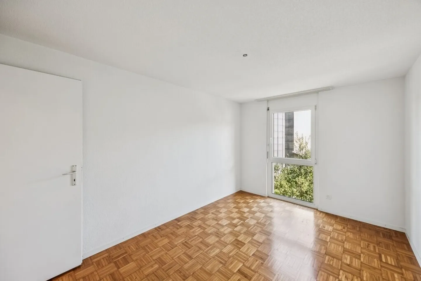 Moderne 3.5-Zimmerwohnung - Foto 4 von 10