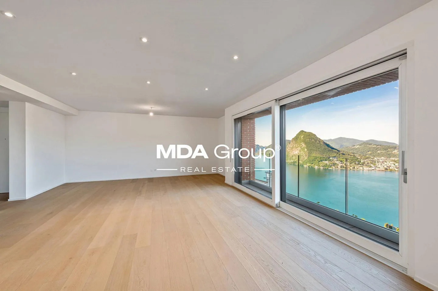 Villa - Aldesago - Photo 2 sur 13