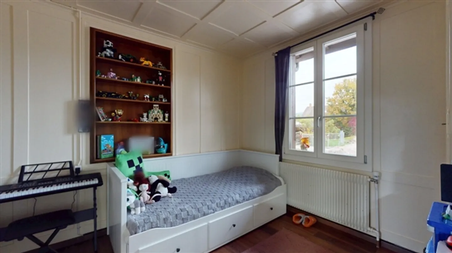 «Zweifamilienhaus mit grossem Garten» - Photo 8 of 15