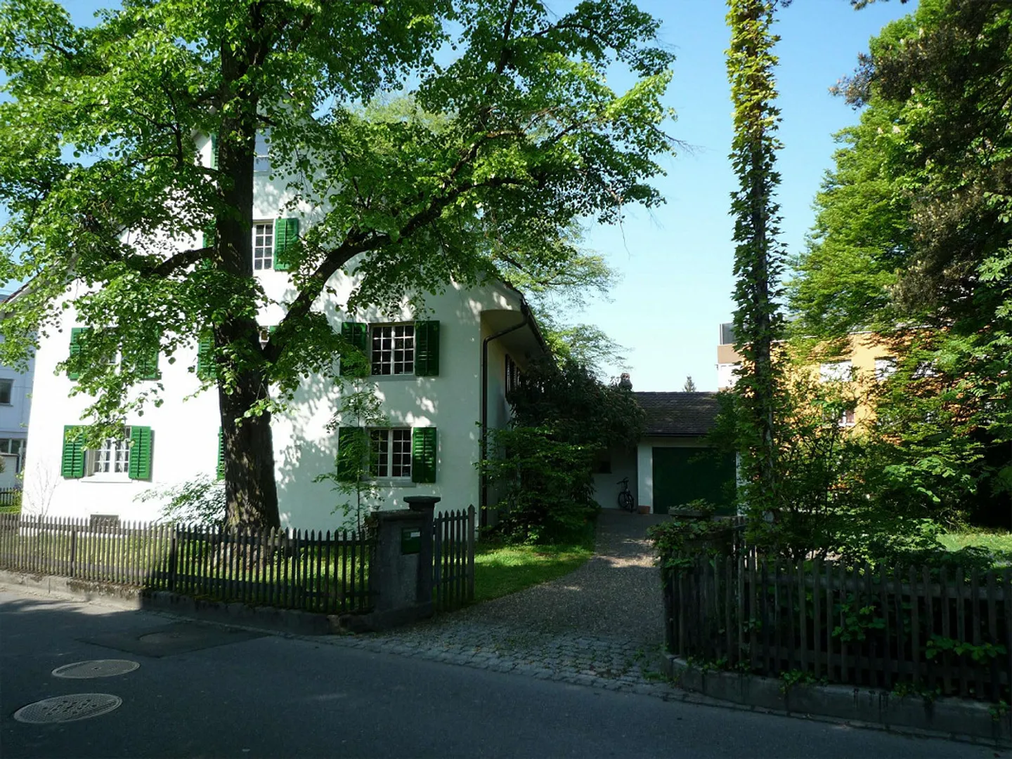 Appartamento arredato di 3 stanze per individualisti - Foto 2 di 10