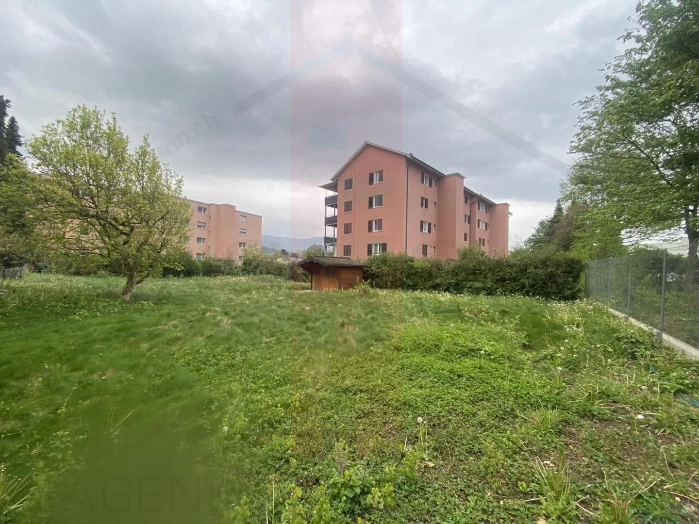Edificio idealmente situato nel centro di Delémont - Foto 1 di 2