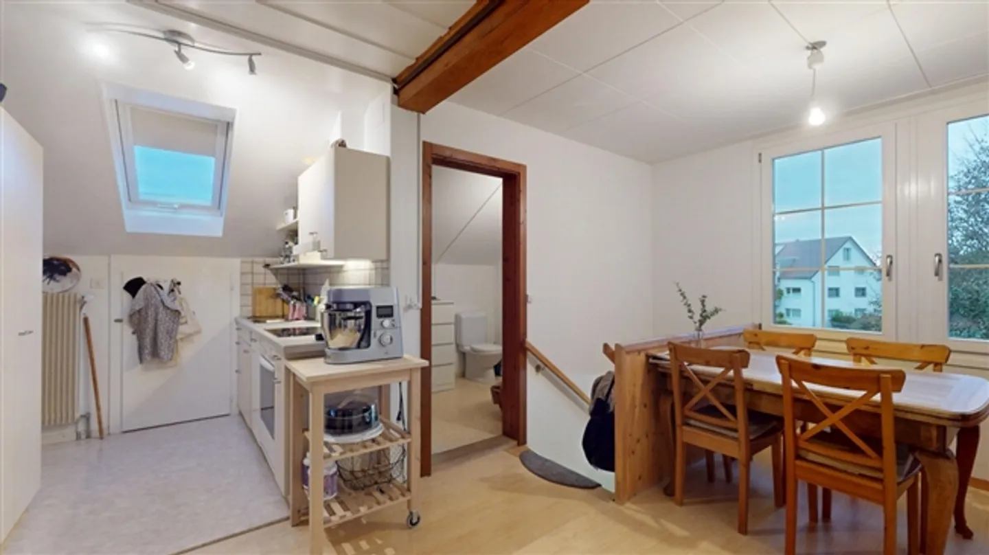 «Zweifamilienhaus mit grossem Garten» - Photo 12 of 15