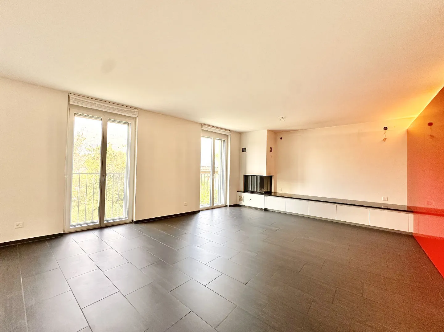 Independent Villa with Energy Efficiency and Private Garden - Quiet Residential Area near Lugano - Photo 5 of 13