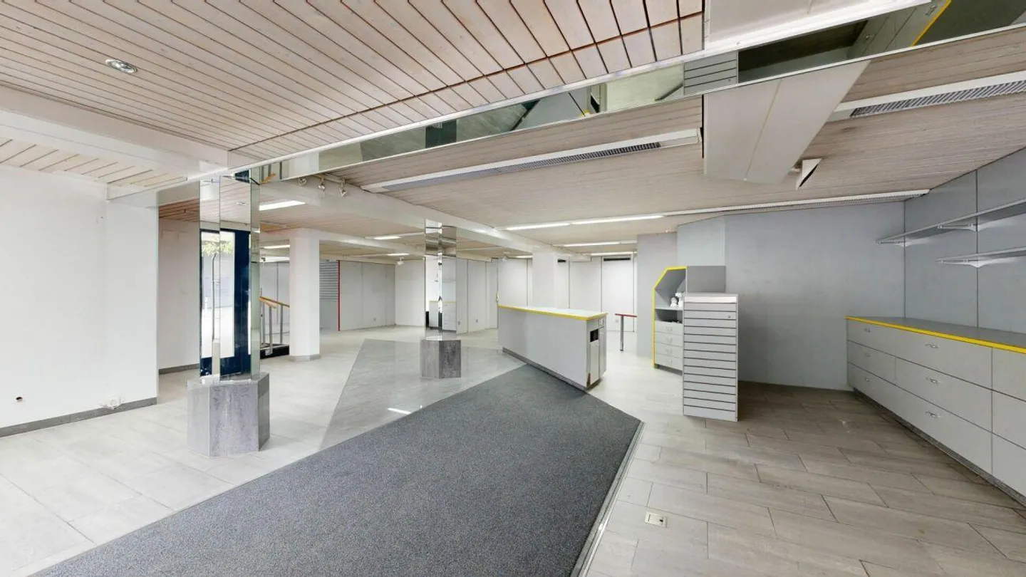 Spazio di vendita ideale per il tuo spazio commerciale! - Foto 5 di 10