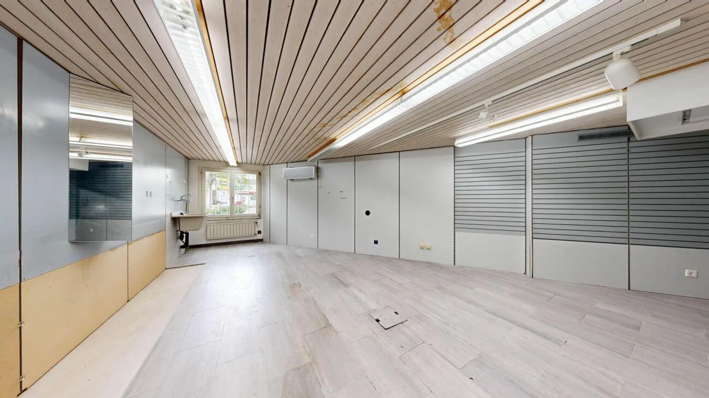 Spazio di vendita ideale per il tuo spazio commerciale! - Foto 7 di 10