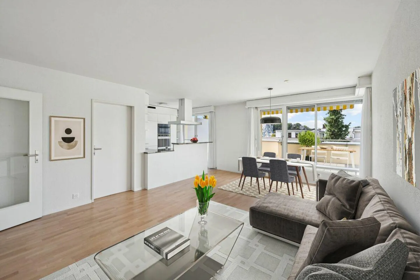 Moderne Attika-Wohnung mit Terrasse - Foto 4 von 9