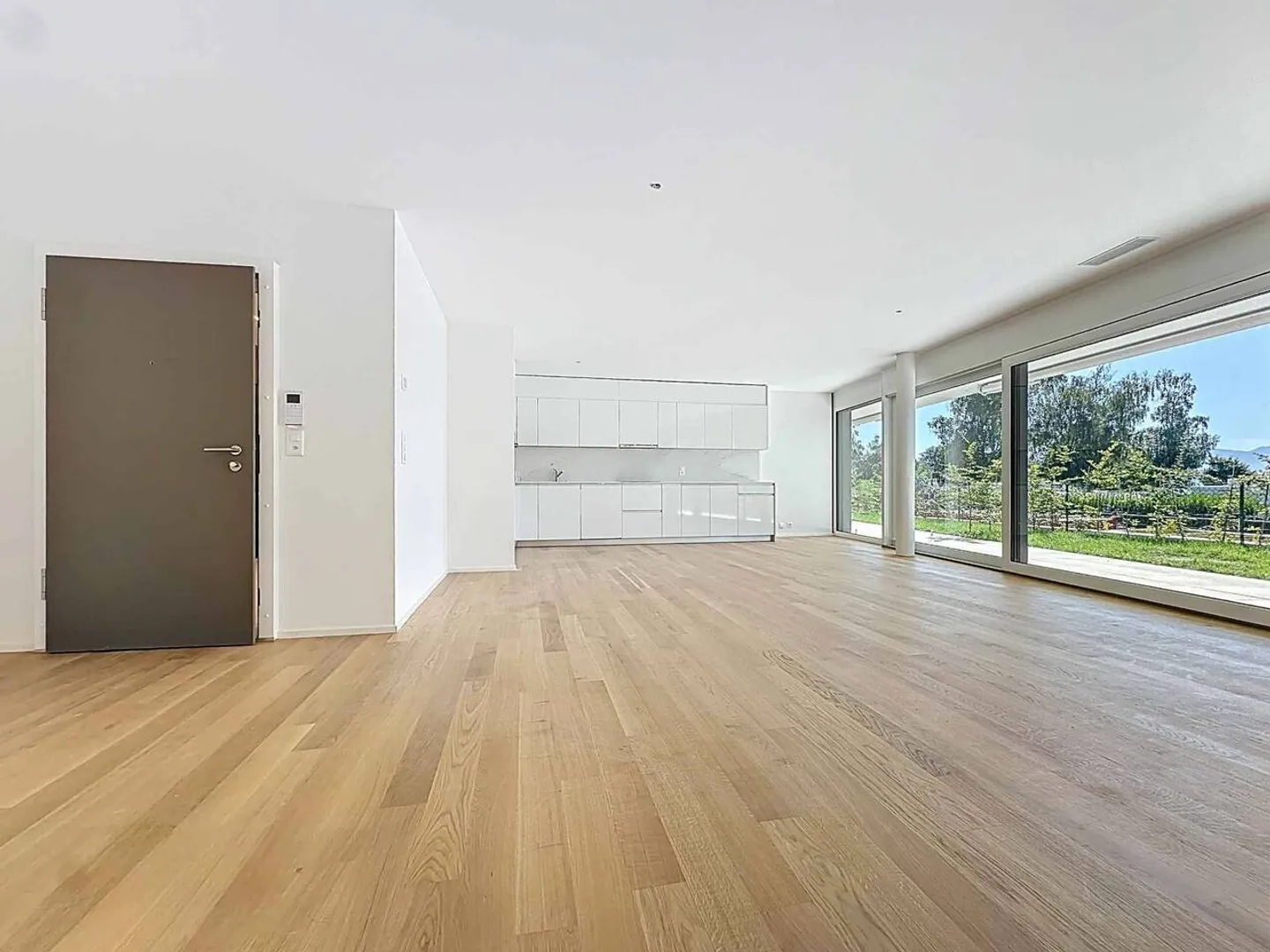 3.5 stanze di 120m2 con terrazze di 37m2 e giardino privato di 51m2 - Foto 3 di 13