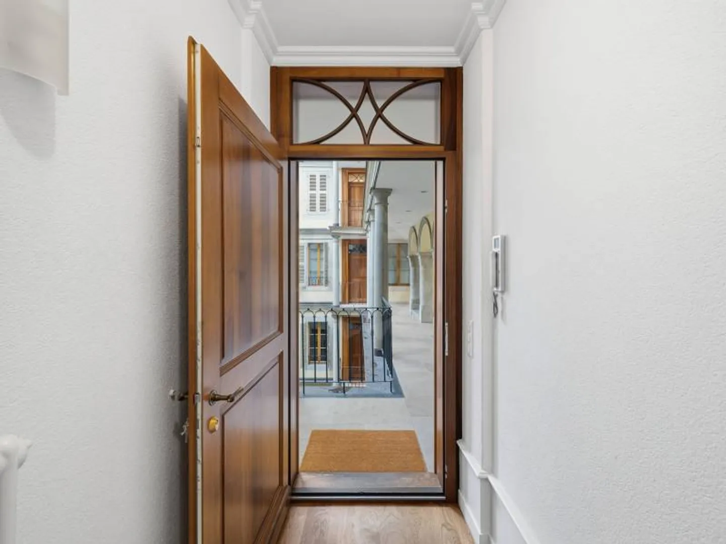 5-Zimmer-Wohnung - Foto 1 von 12