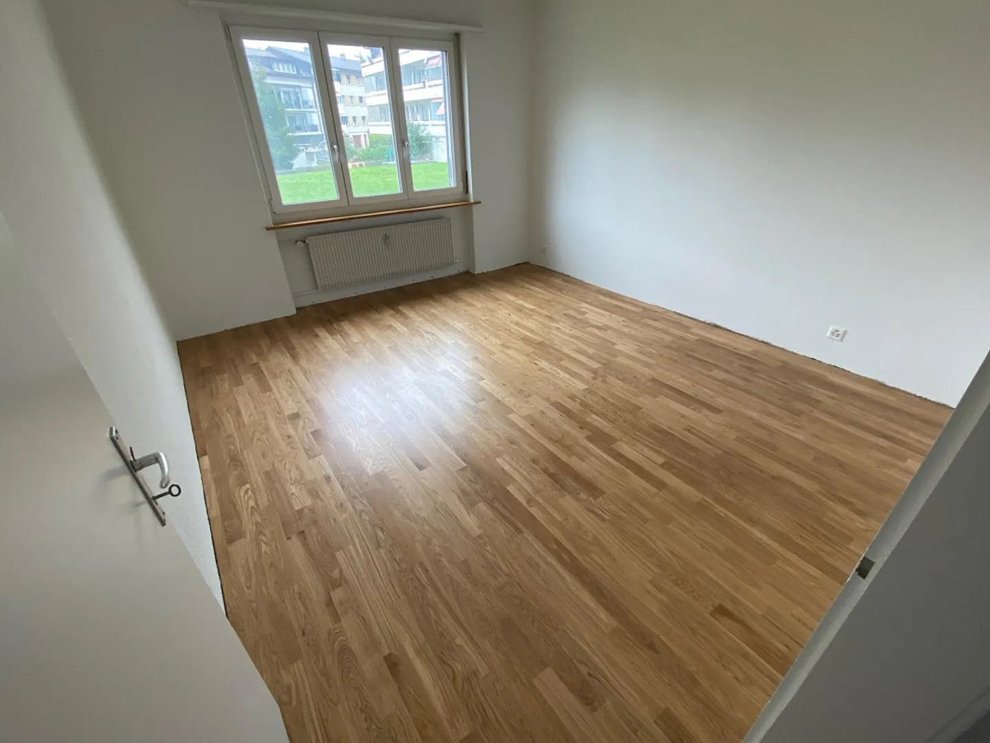 Appartement 2 ½ pièces au rez-de-chaussée ! - Photo 4 sur 6