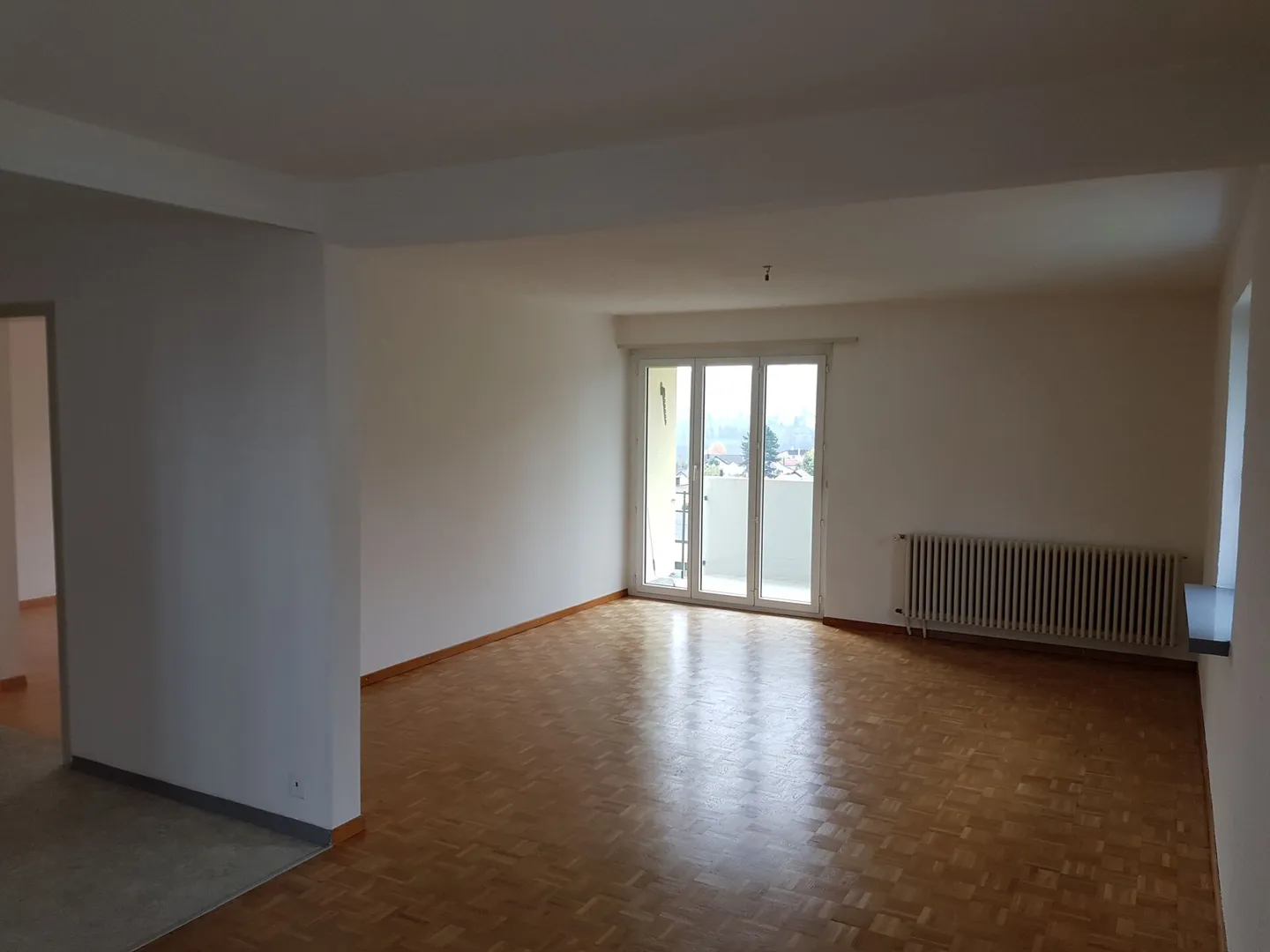 Appartement familial lumineux avec balcon et vue sur la verdure - Photo 6 sur 8
