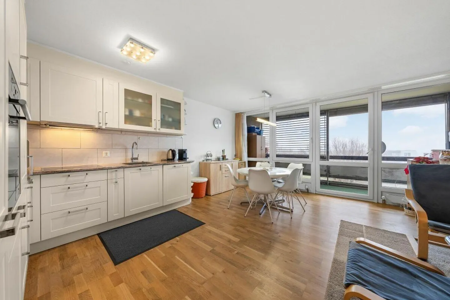 Modernisierte 3.5-Zimmerwohnung - Foto 3 von 13