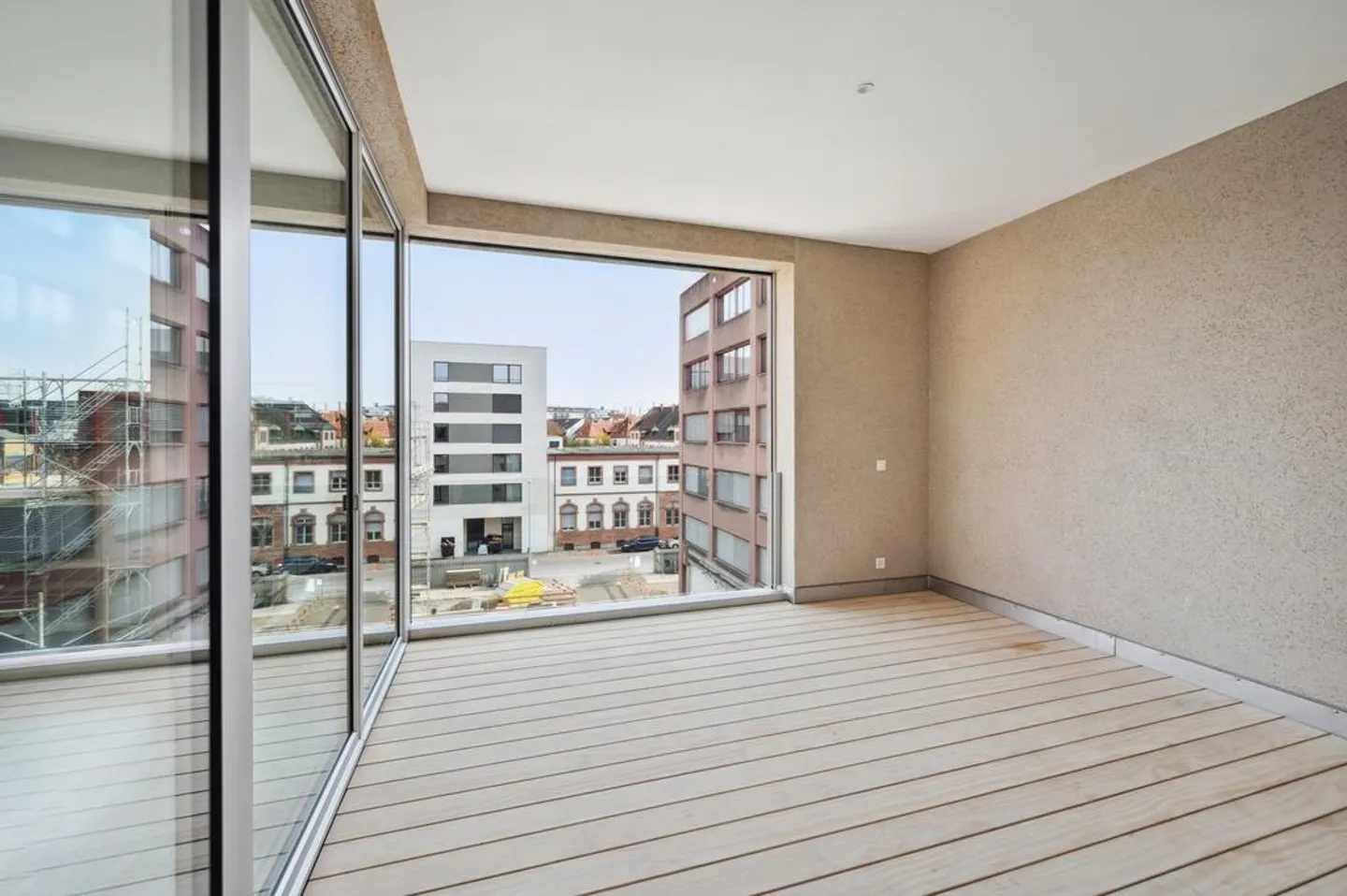 3.5-room maisonette loft apartment with exclusive expansion - Photo 4 of 11