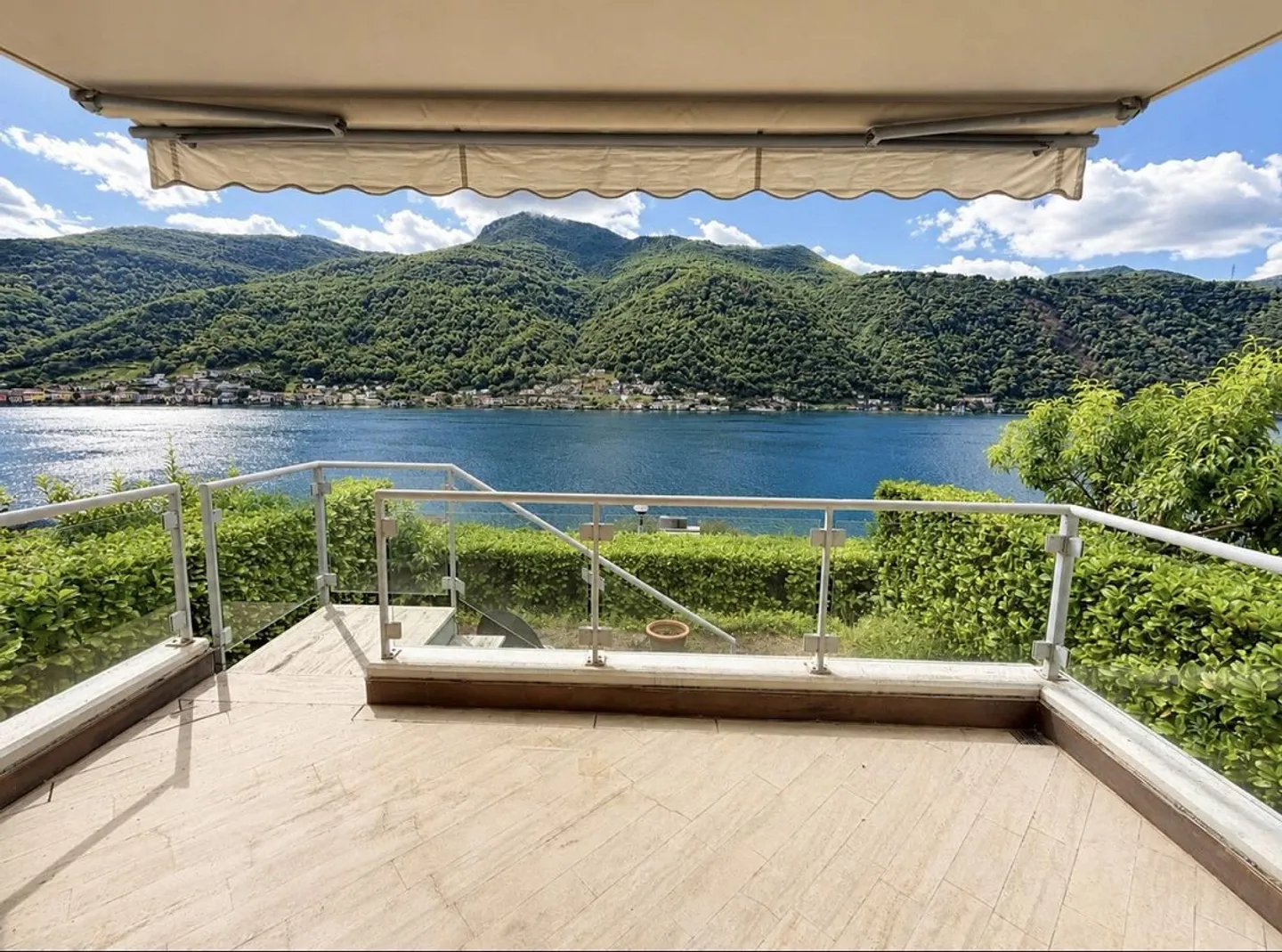 Morcote - Triplex exclusif avec vue panoramique sur le lac - Photo 2 sur 11