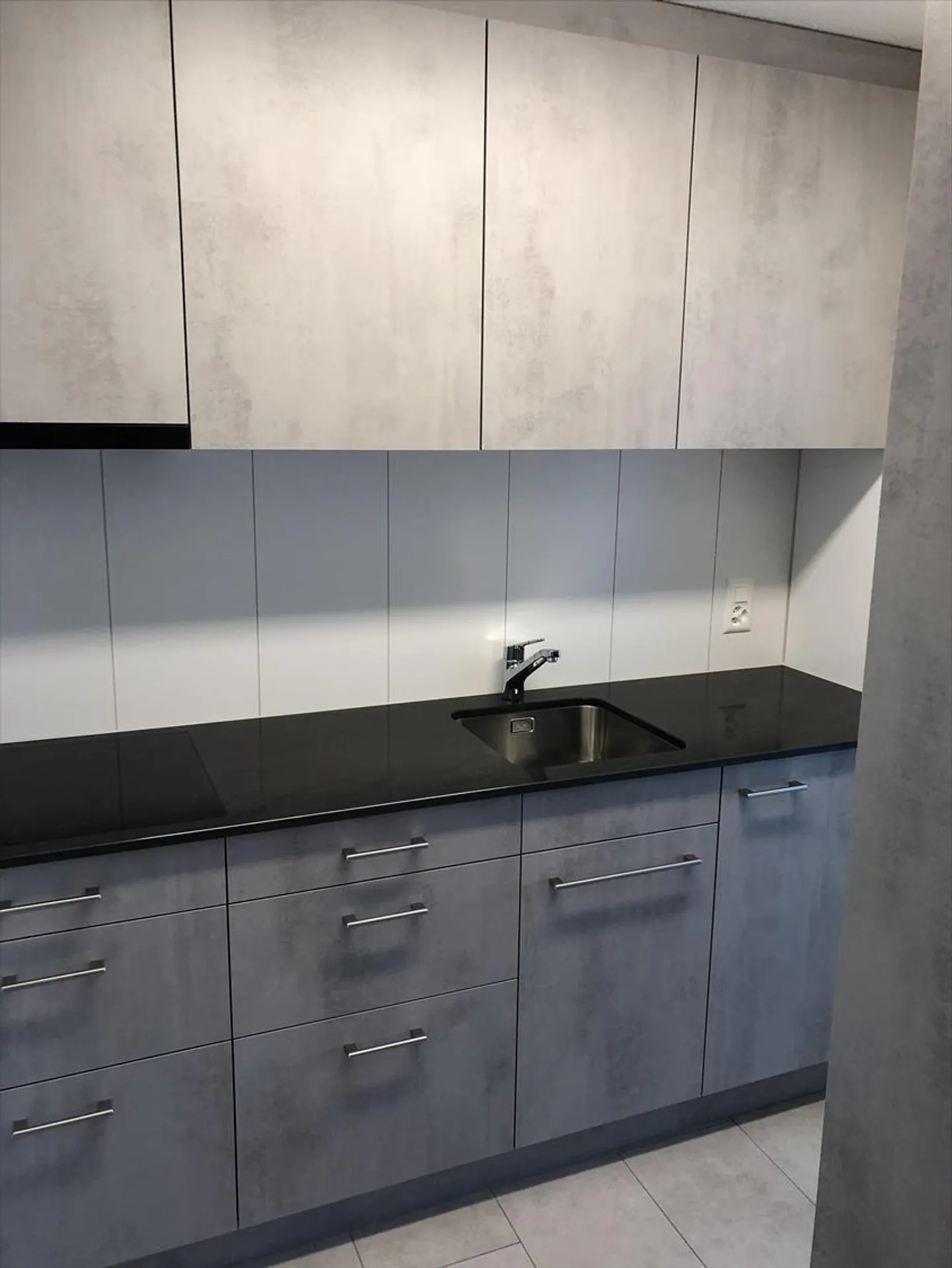 Apartment for rent - Photo 3 of 7