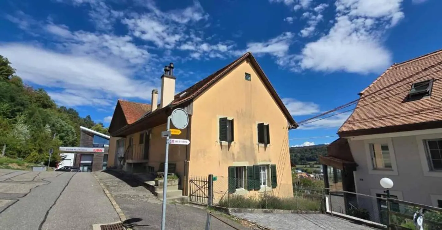 Prime Development Land in Lucens - Photo 5 of 13