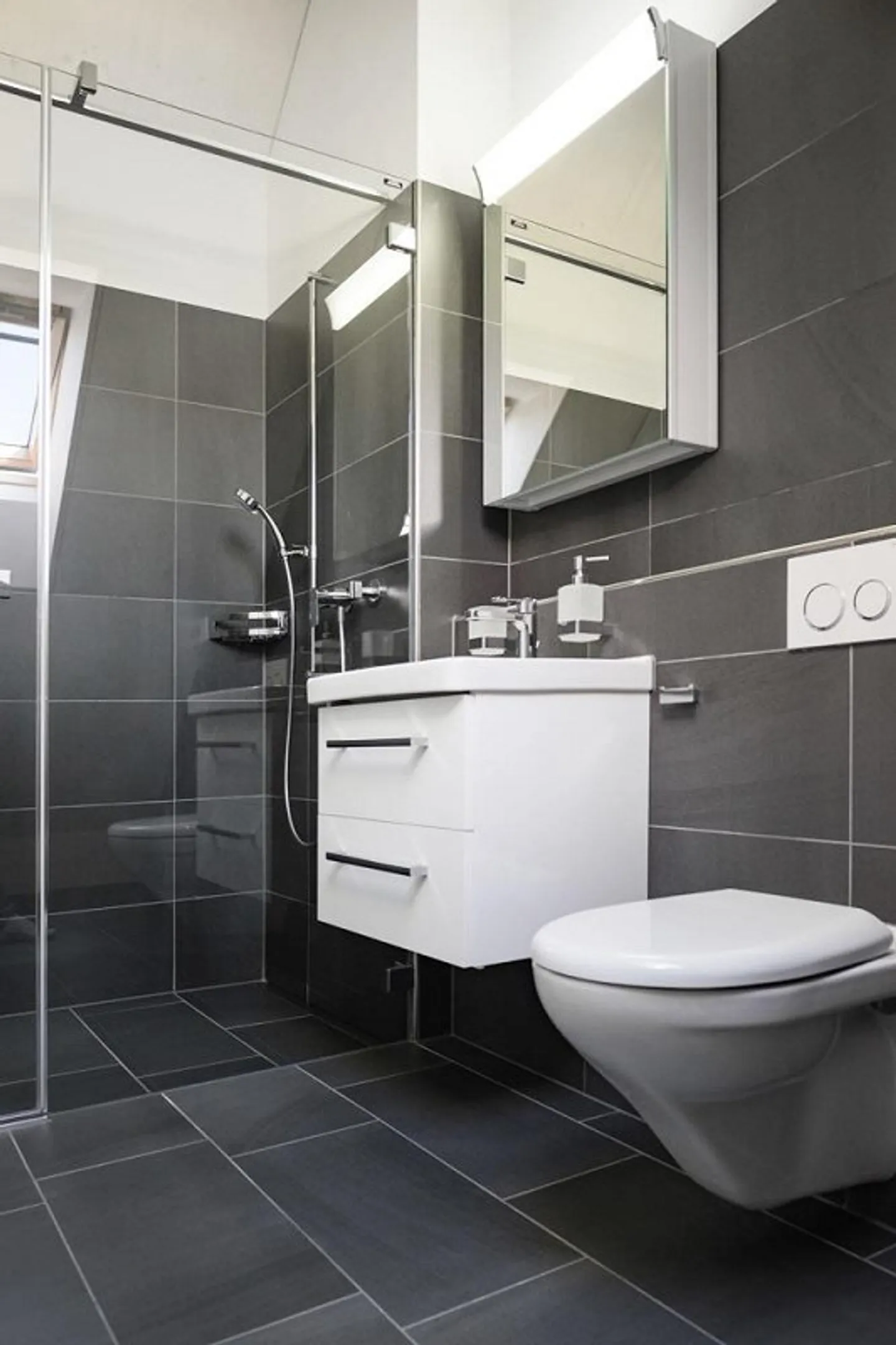 4.5-room maisonette apartment, quiet location - Photo 8 of 10