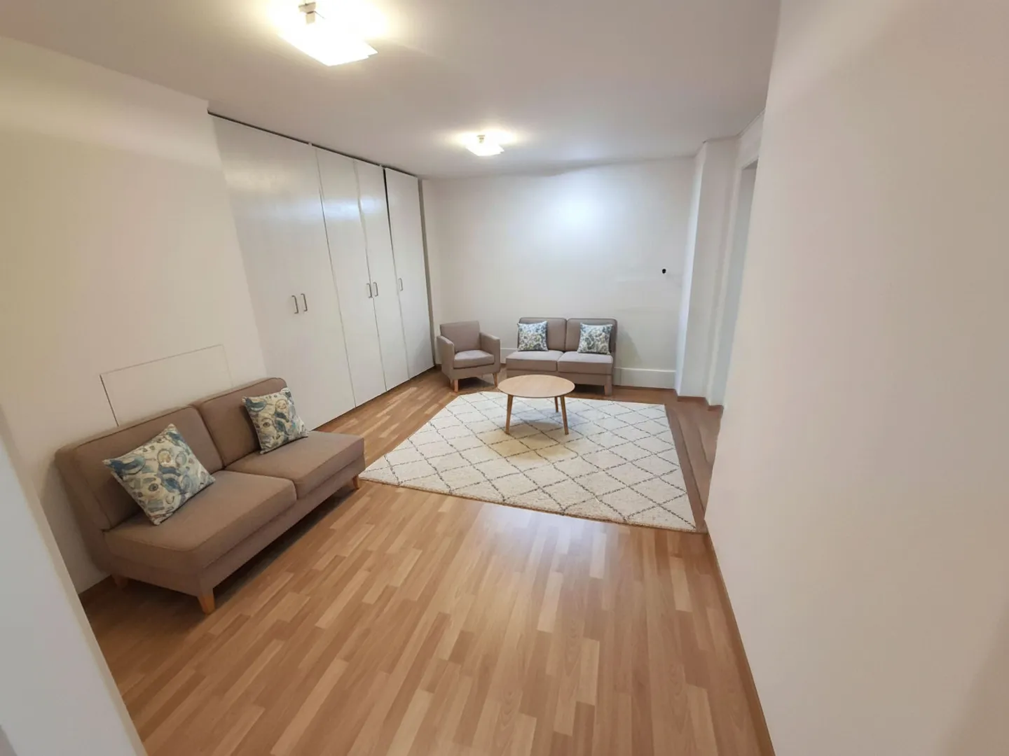 Helles Loft in zentraler Lage - Foto 2 von 7